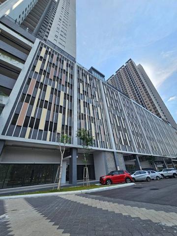 Ground Floor Shop Lot @ D'Sini Residence, Setia Alam For Rent. 1