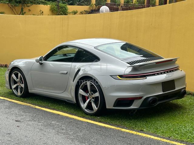 2024 3K KM TURBO Porsche 911 992 3.7 CARRERA - 2