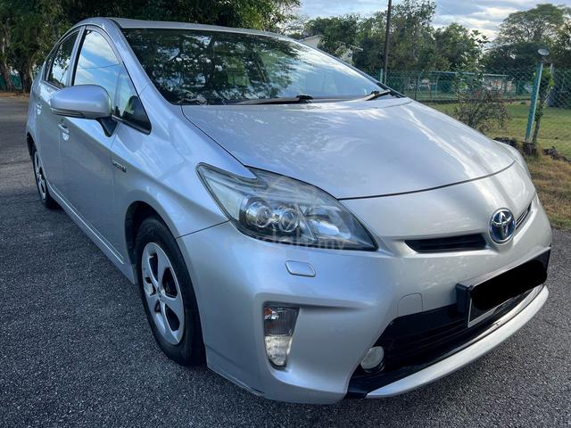 2012 Toyota PRIUS 1.8 LUXURY HYBRID (A) - 1