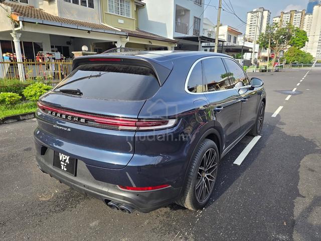 2023 Porsche CAYENNE 4.0 S V8 A) - 3
