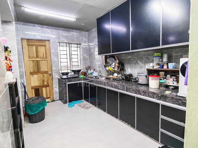 Freehold Extended 2 Storey House For Sale, Jalan Tiong Puchong Jaya 1