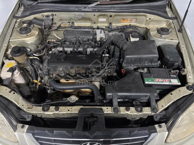 2004 Hyundai ACCENT 1.5 L (A) - 5