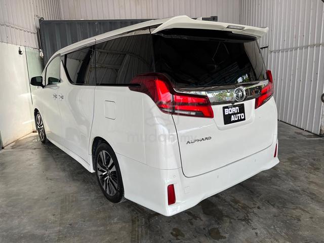 Toyota Alphard 2.5 SC Alpine Sound System& Sunroof - 3