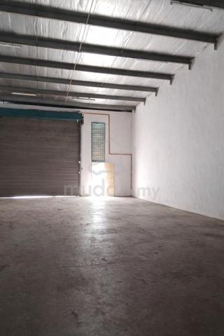 MAIN ROAD, 1 Storey 30x130 @ Mount Austin Mutiara Emas 6, UNBLOCK VIEW 1