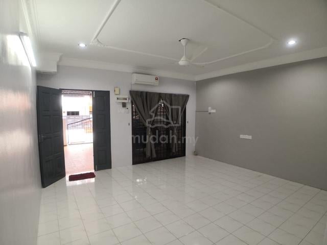 2.5 Storey @ Tamas Mas, Falim / with Furnished / 16x60 / Aeon Big 1