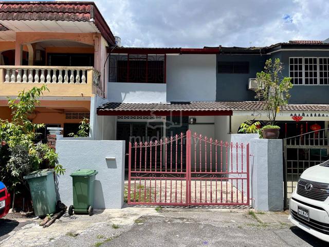 Facing Open! Ample parking space, DOUBLE STOREY TERRACE HOUSE, TAMAN S 1