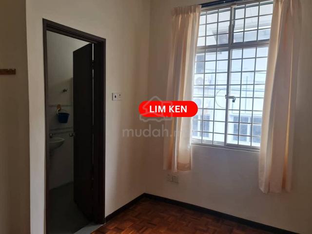 Desa Mutiara 2-Storey Terrace, Gelugor (nice location) 1