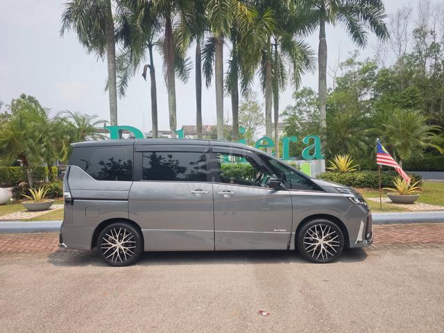 2023 Nissan SERENA 2.0 J IMPUL - 4