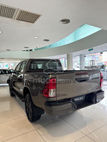 2026 Toyota HILUX 2.4 E free sport bar - 2