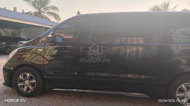 2016 Hyundai GRAND STAREX 2.5 ROYALE (A) - 3