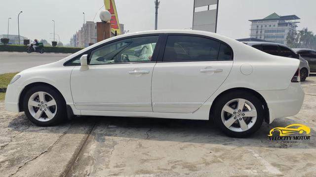 Honda civic facelift FD2 1.8 AUTO 2010 - 5