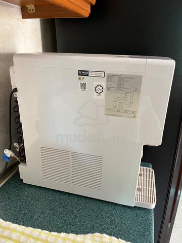 Cuckoo water filter - photo 2 of 3