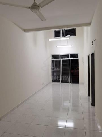 Bandar Putra Kulai Jalan Pipit Single Storey Unblock View 1