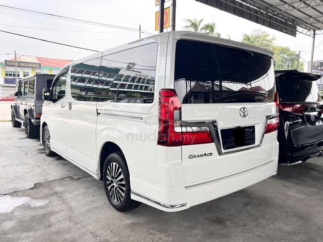 2020 Toyota GRANACE 2.8 PREMIUM (A)*SUPER TIP TOP* - 3