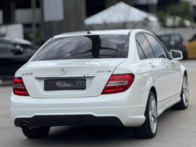 Mercedes Benz C200 AMG EDITION 1 OWNER LOW MILEAGE - 2
