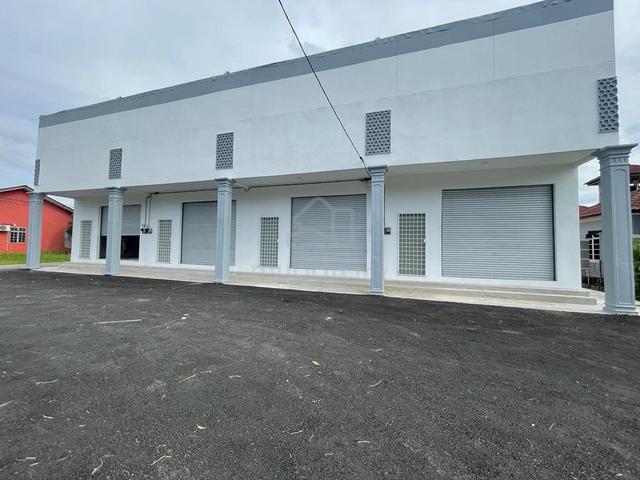 Shop Lot 1