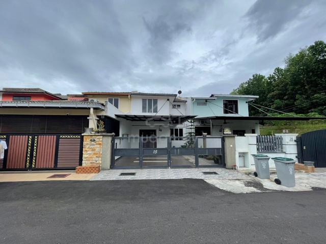2 storey house at Jalan Paroi Senawang Fully furnished 1