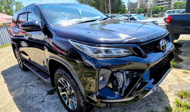 2018 Toyota FORTUNER 2.4L 4x4 (Auto) - 2