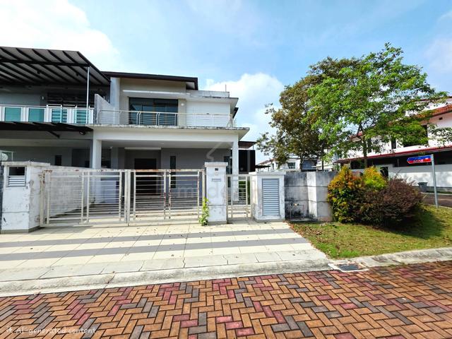Corner Lot Cluster 2 Tingkat @ Taman Daiman Jaya Kota Tinggi 1
