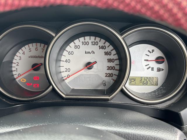2013 Nissan GRAND LIVINA 1.6 IMPUL MC FACELIFT (M) - 3
