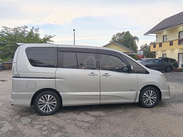 2015 Nissan SERENA 2.0 S-HYBRID HIGHWAY STAR - 2