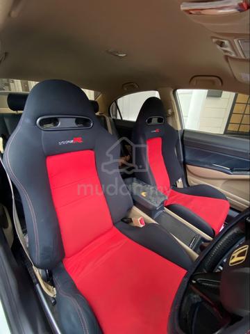 2007 Honda CIVIC 1.8 i-VTEC (A) - 4