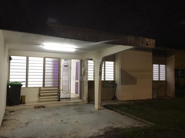 Single Storey Semi Detached House 1