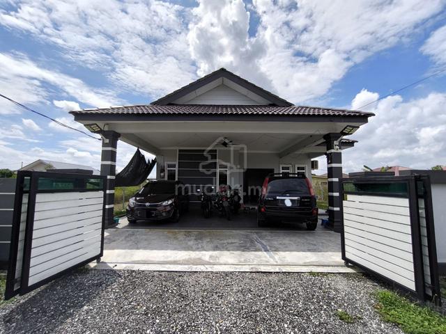 Sebuah Rumah Banglo Cantik Di Bidor Untuk Dilepaskan 1