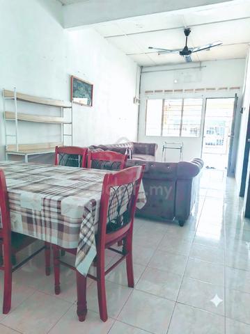 room rental 1 org 1 bilik teres setingkat mitc krubong melaka 1