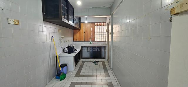 Ipoh Garden East Apartment 4