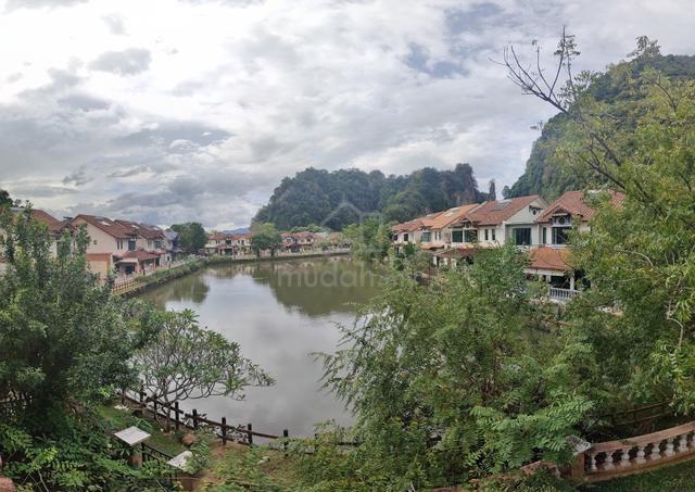 Lakeside Villa, Sunway City Ipoh | Double Storey Bungalow 2