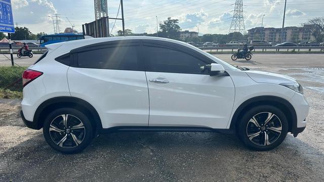 2017 Honda HR-V 1.8 V ENHANCED (A) G-CONDTION 2018 - 5