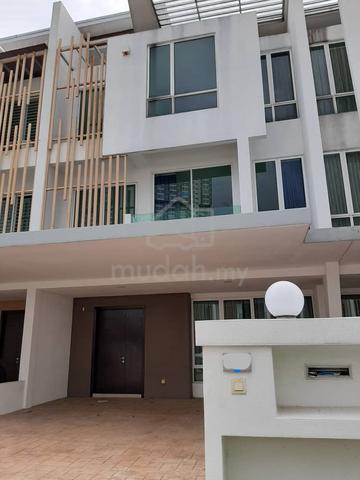 Cassia 3stry Superlink Garden Residence Evergreen Cyberjaya MRT mulia 1