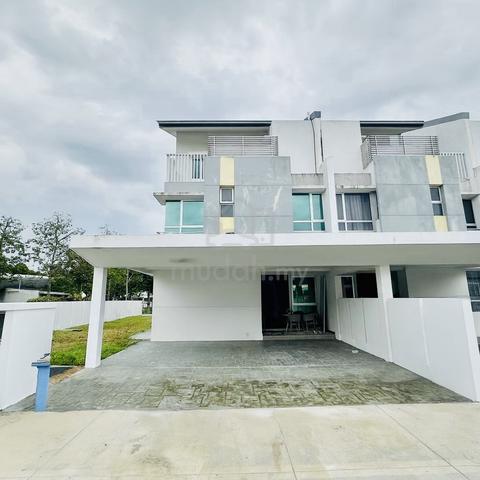 CORNER LOT 3 Storey Bayan Residence, Bandar Tropicana Aman 1
