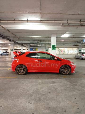 Honda Civic Euro Fn k20 auto Two Door - 4