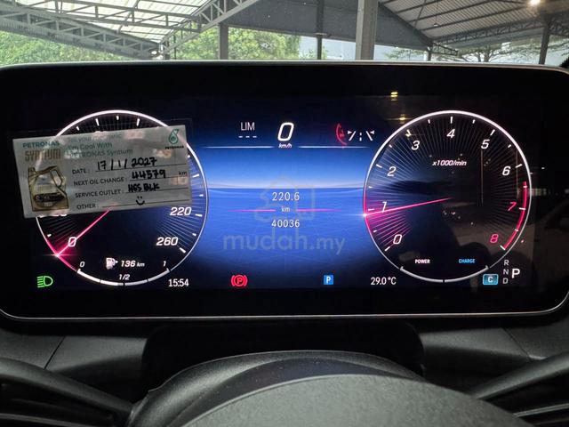 Mercedes Benz GLC300 2.0 AMG 4MATIC X254 FSR 40K - 2