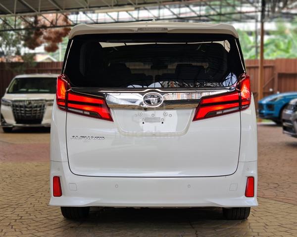 2022 Toyota ALPHARD 2.5 S 7 SEATERS SUNROOF 5A - 4