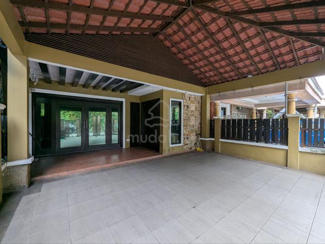 Fully Furnished Homestay Monthly 7k approx. Seksyen 5 KD 2 Storey 1