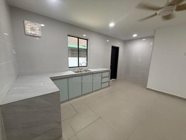 AAA Puteri Wangsa Badik Single Storey Terrace Unblocking View 22x70sf 1