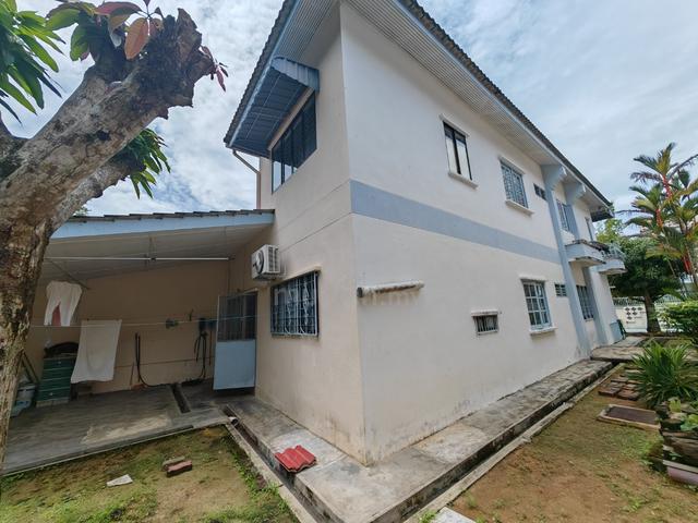 2 Sty Semi D 2900sf Very Well Maintained Extended 1