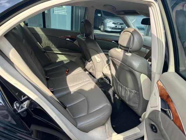 1995 Mercedes Benz 260E 2.6 (A) - 2