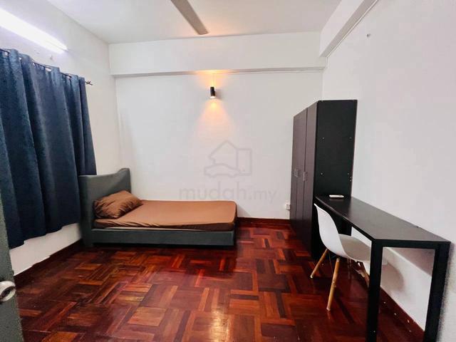 5Min Walk Sunway Pyramid!Room for rent Ridzuan Condominium BRT Taylor 1