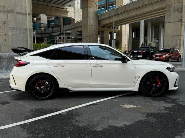 2023 Honda CIVIC 2.0 TYPE R FL5 *GRED 5* 14K LowKM - 2