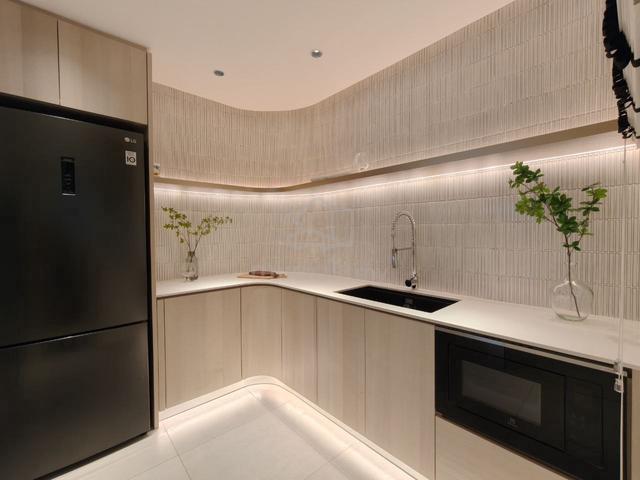 Lumina Residence @ Georgetown 1
