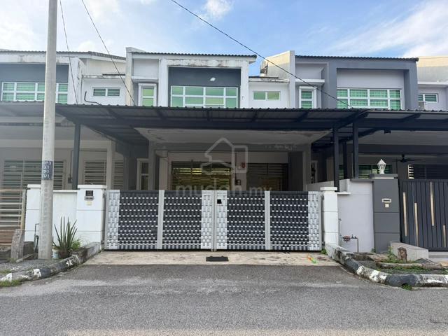 Terlajak Murah ‼️4bilik + 4bilik air ‼️Darulaman Perdana ‼️Rumah Elok 1