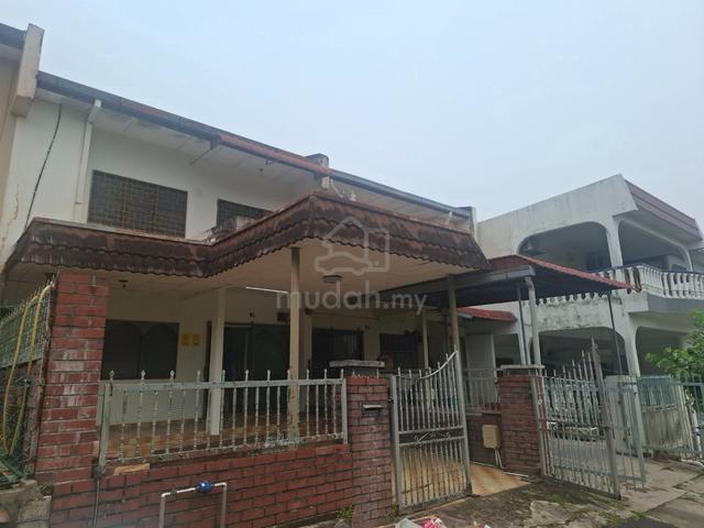 Renovated 2 sty terrace house, Taman Aik Ann, Semenyih, Selangor 1