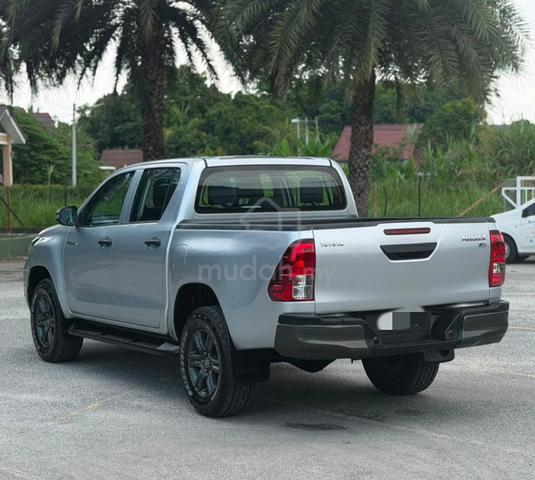 2022 Toyota HILUX 2.4 E MY20 (A) - 4