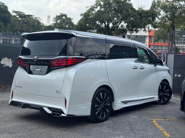 2024 Toyota ALPHARD 2.5 EXECUTIVE LOUNGE HEV 5A - 1
