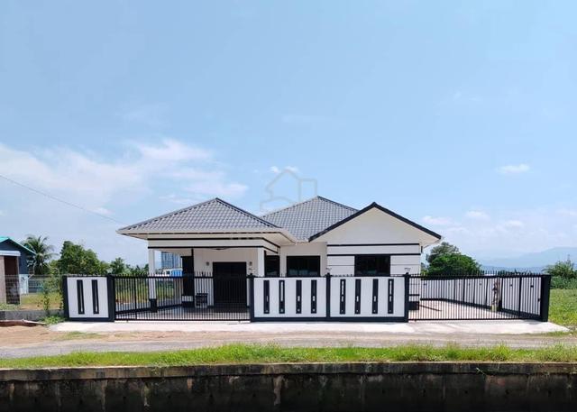 Petagas Landed House with NT LAND 1