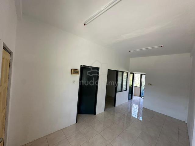 Samarindah , Kota Samarahan Single Storey Corner House For Sale 2
